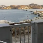 Sea Breeze New Vaporia Syros Apartment *