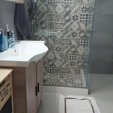 Sea Breeze New Vaporia Syros Apartment *